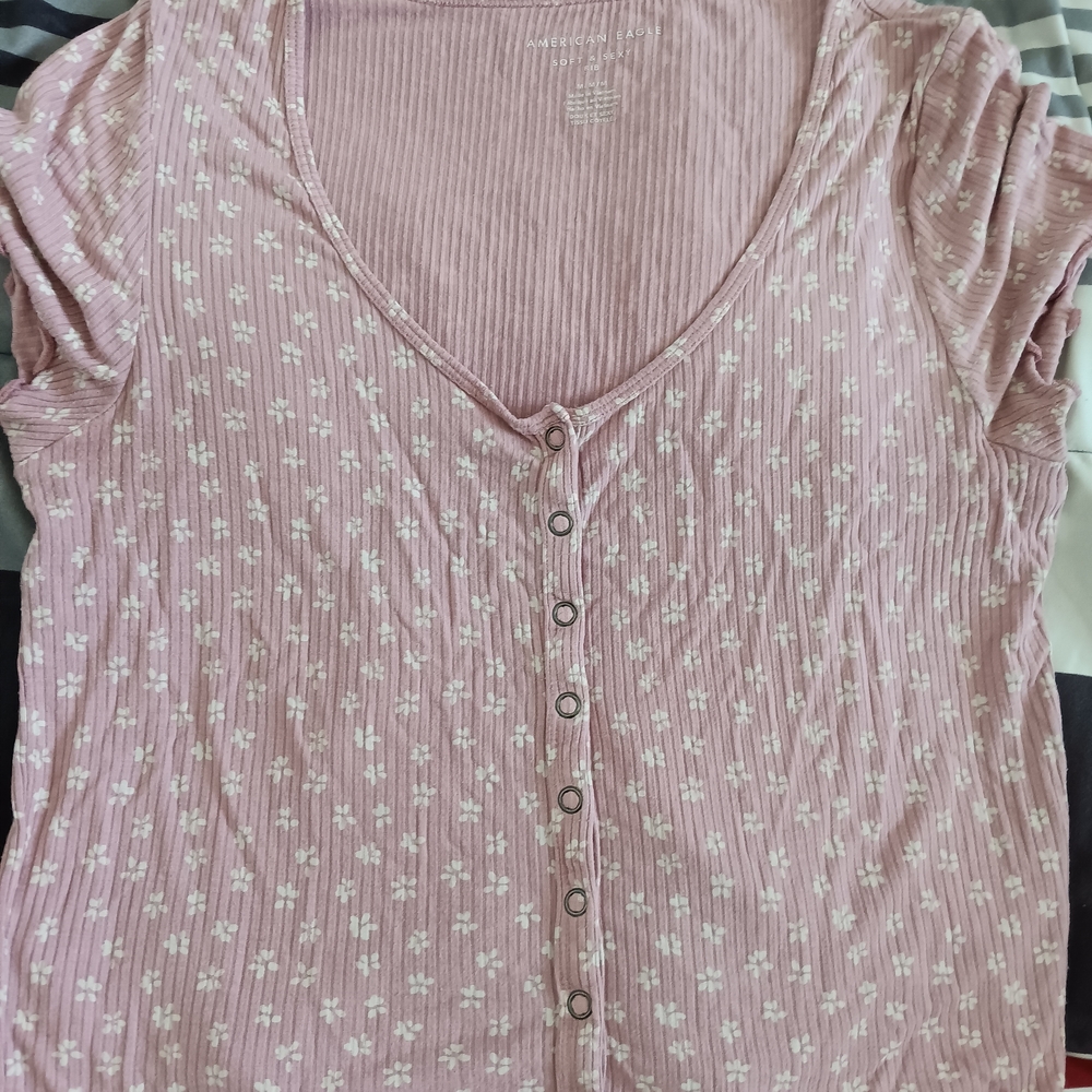 American Eagle Outfitters Pink Ribbed Cap Sleeve Button Down Shirt